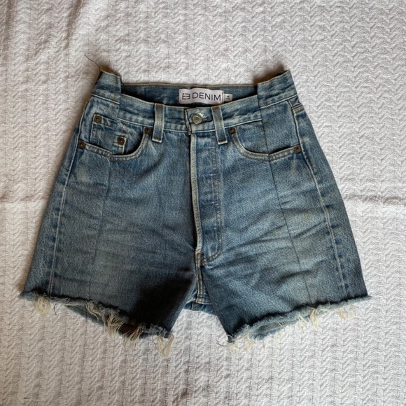 Levi’s EB Denim patchwork jean shorts 24 - Picture 2 of 6